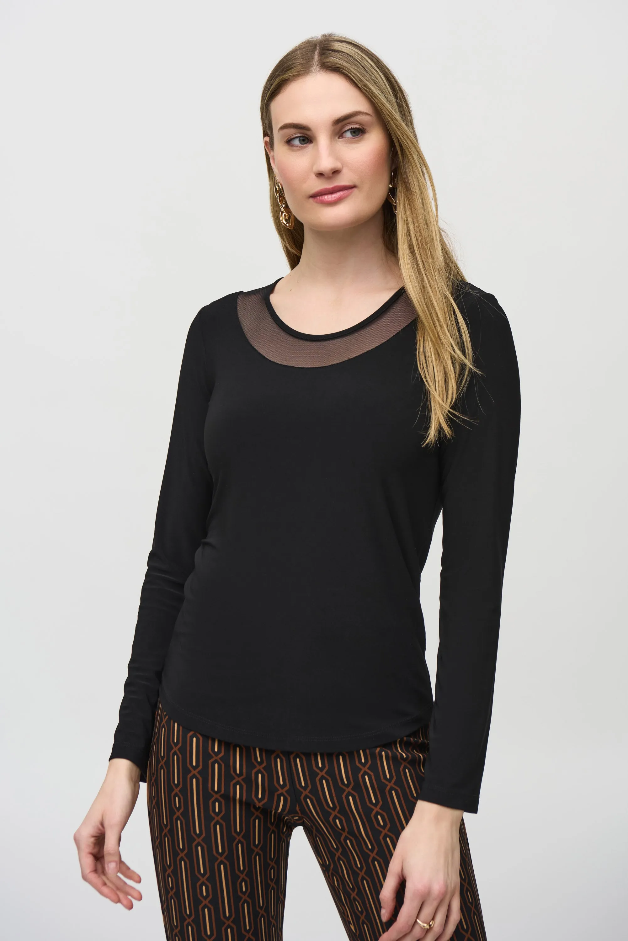 LS MESH NECKLINE TOP