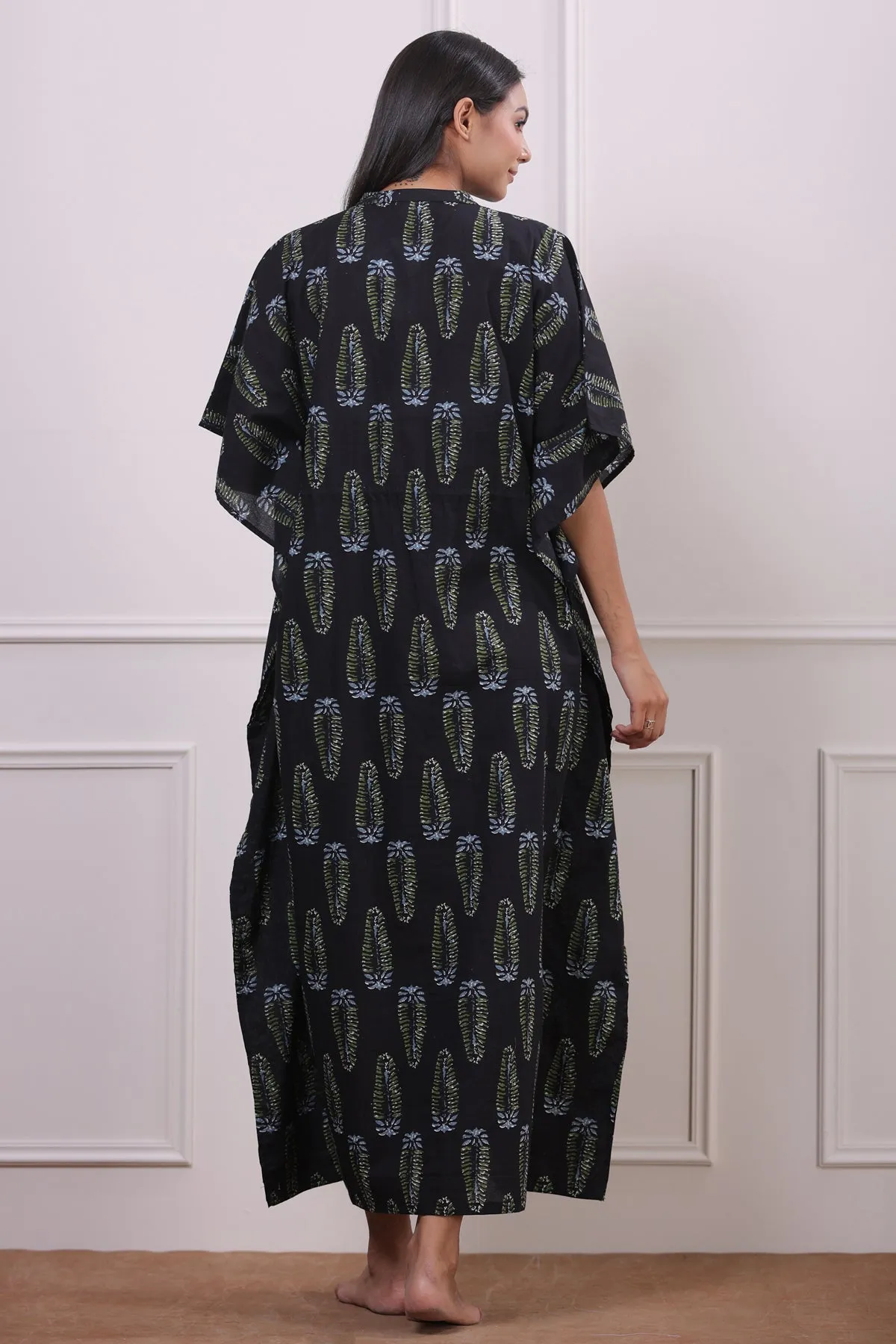 Royal Motifs on Black Front Buttoned Kaftan