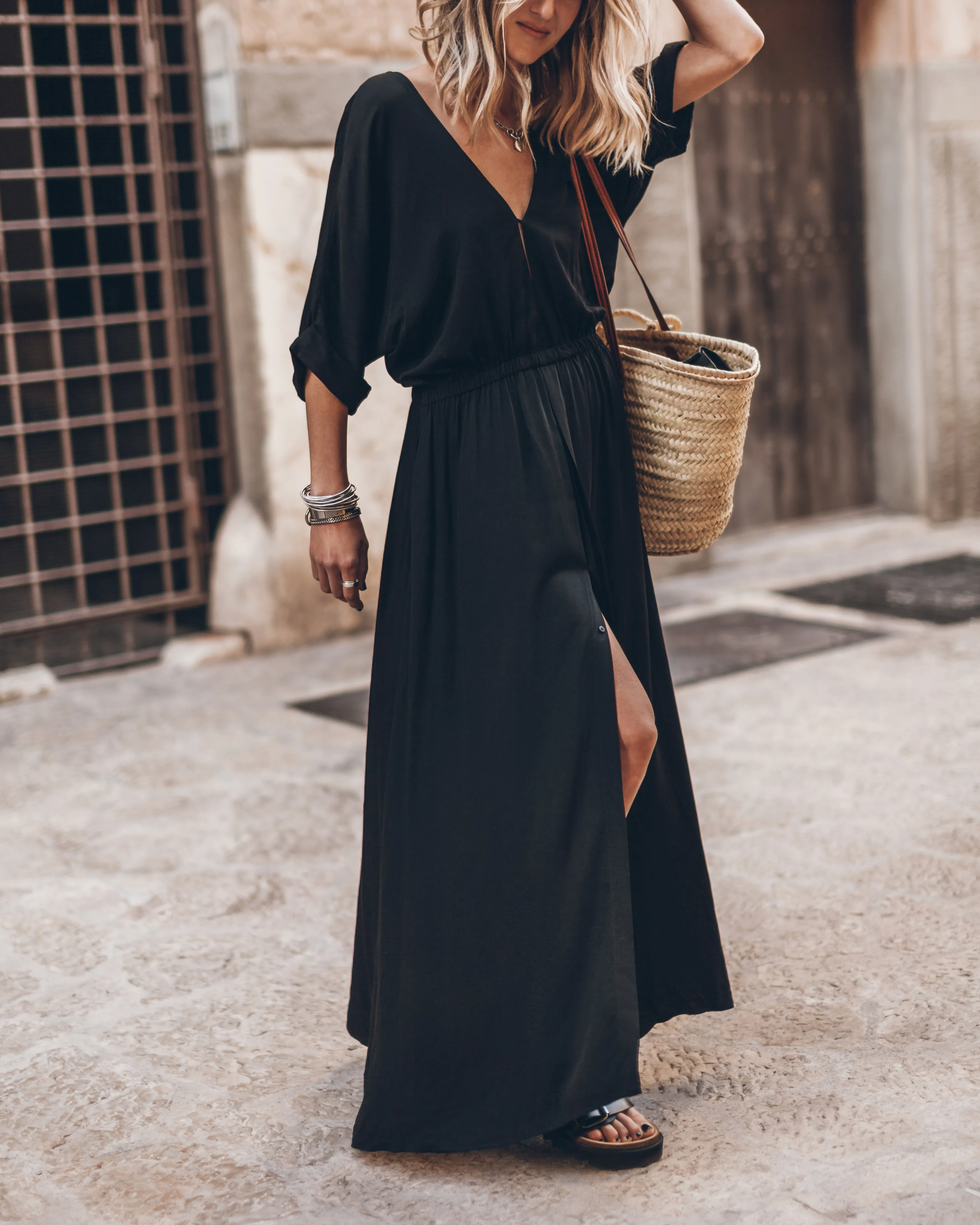 The Black Long Chill Dress