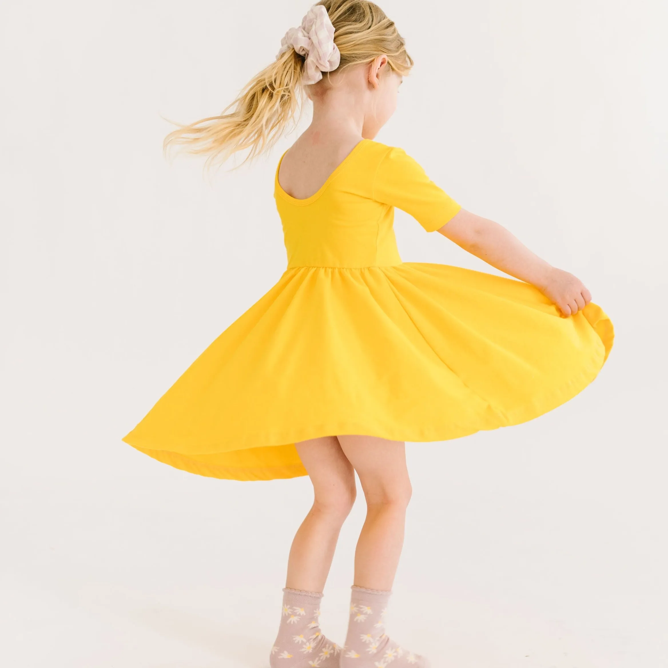 The Short Sleeve Ballet Dress in Lemon