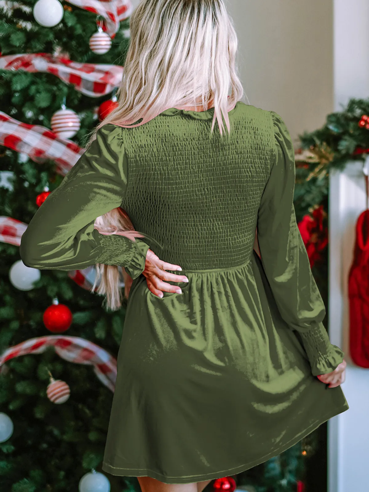 Womens Evergreen Velvet Dream Holiday Dress